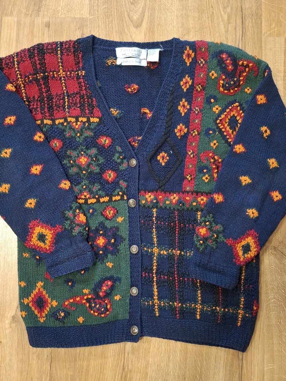 Vtg Y2k NORTHERN ISLES Portraits Womens Navy Hand Knit Cardigan Embroidered Sz S